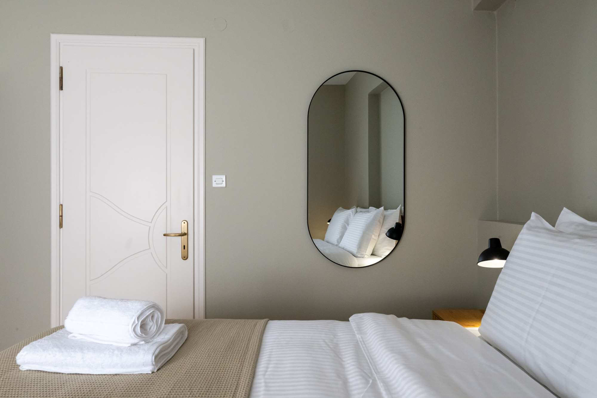Deluxe Suite - Ipapanti Square Deluxe Suite - Ipapanti Square