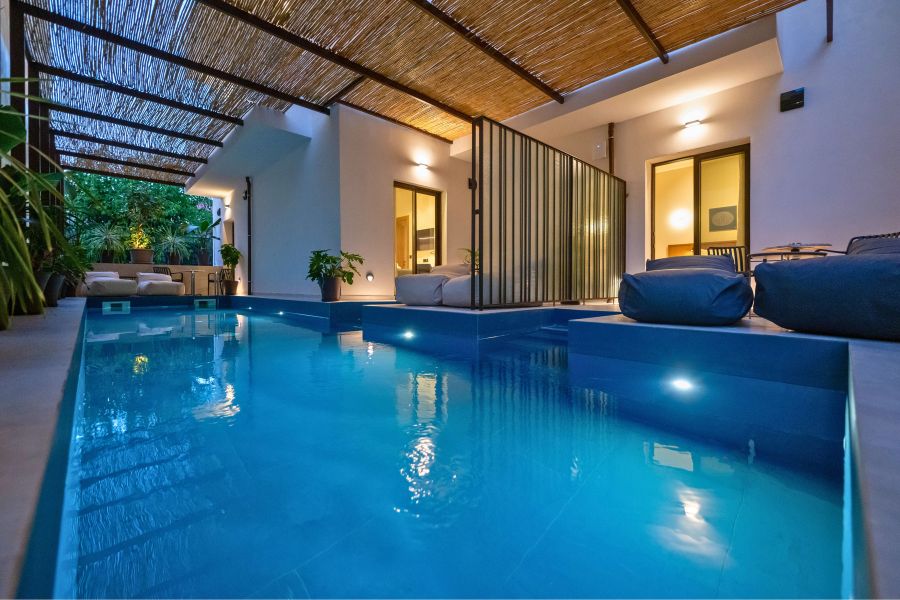 Swim-up Family Suite - Achinos