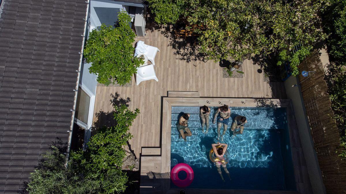 accommodation kalamata vilas heated pools